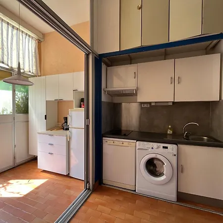 **gruissan - T2 Mezzanine - Cote Village - 6 Pers - Parking Prive - Proche Plages** - Fr-1-796-63