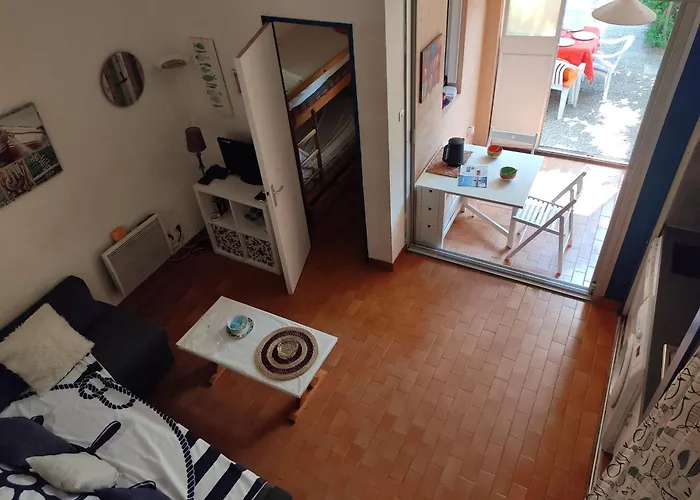 아파트 **gruissan - T2 Mezzanine - Cote Village - 6 Pers - Parking Prive - Proche Plages** - Fr-1-796-63 *